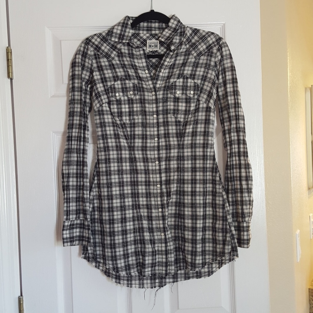 Tunic button up.